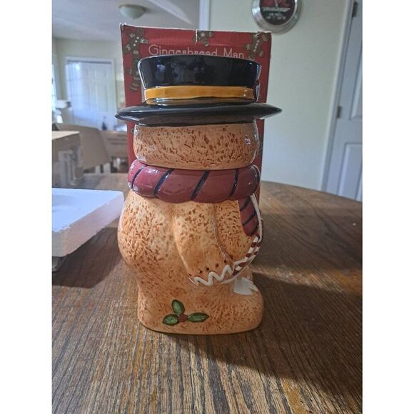 Accessory Crossing Gingerbread Man Cookie Snack Jar Christmas Holiday Decor - Picture 4 of 11